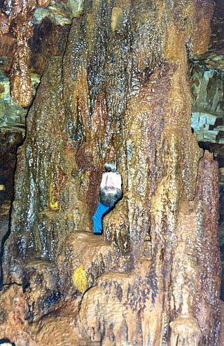 Leopard Skull Cave red formation2[JVolk]